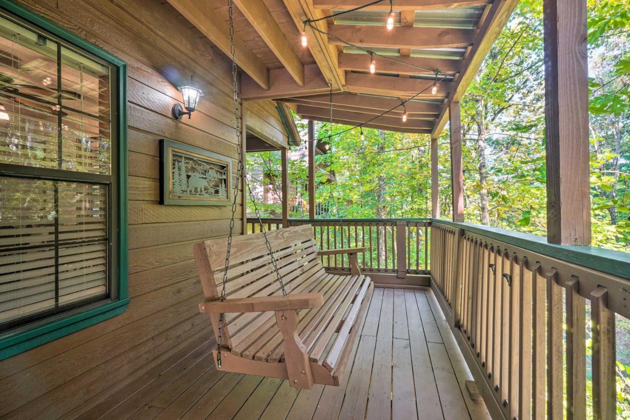 Picturesque Pigeon Forge Cabin With Mountain Views Exterior foto